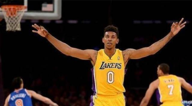 手团强行开 手团强行开